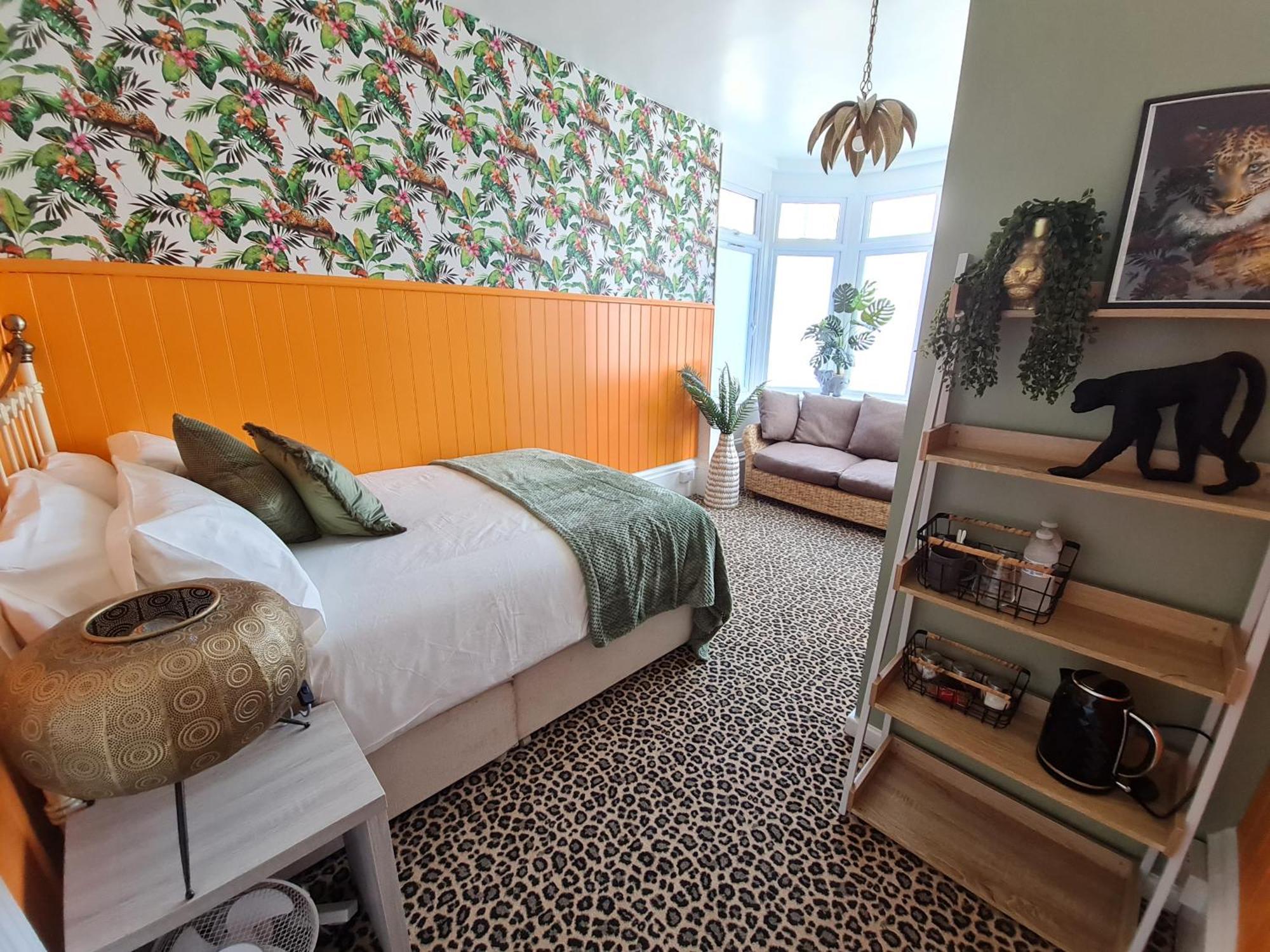 Lemur Lodge - Boutique Apartments - Short Stroll To The Beach Bournemouth Kültér fotó