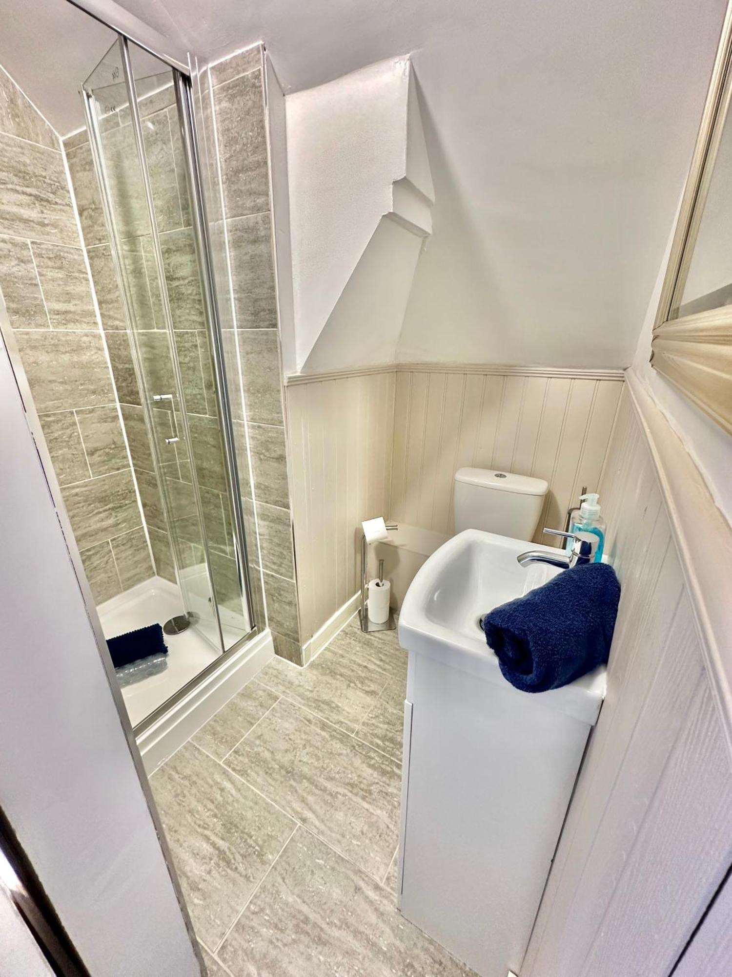 Lemur Lodge - Boutique Apartments - Short Stroll To The Beach Bournemouth Kültér fotó