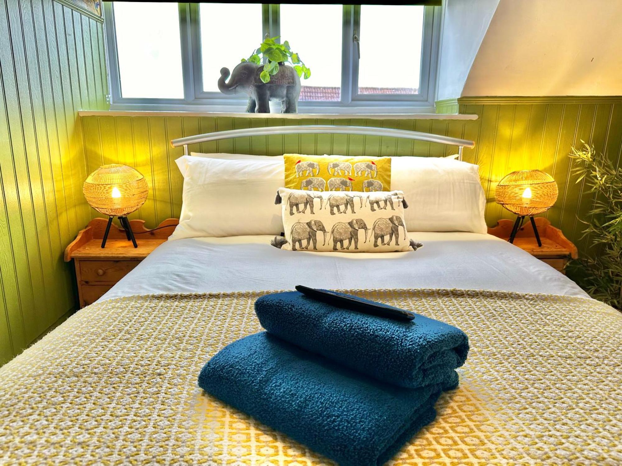 Lemur Lodge - Boutique Apartments - Short Stroll To The Beach Bournemouth Kültér fotó