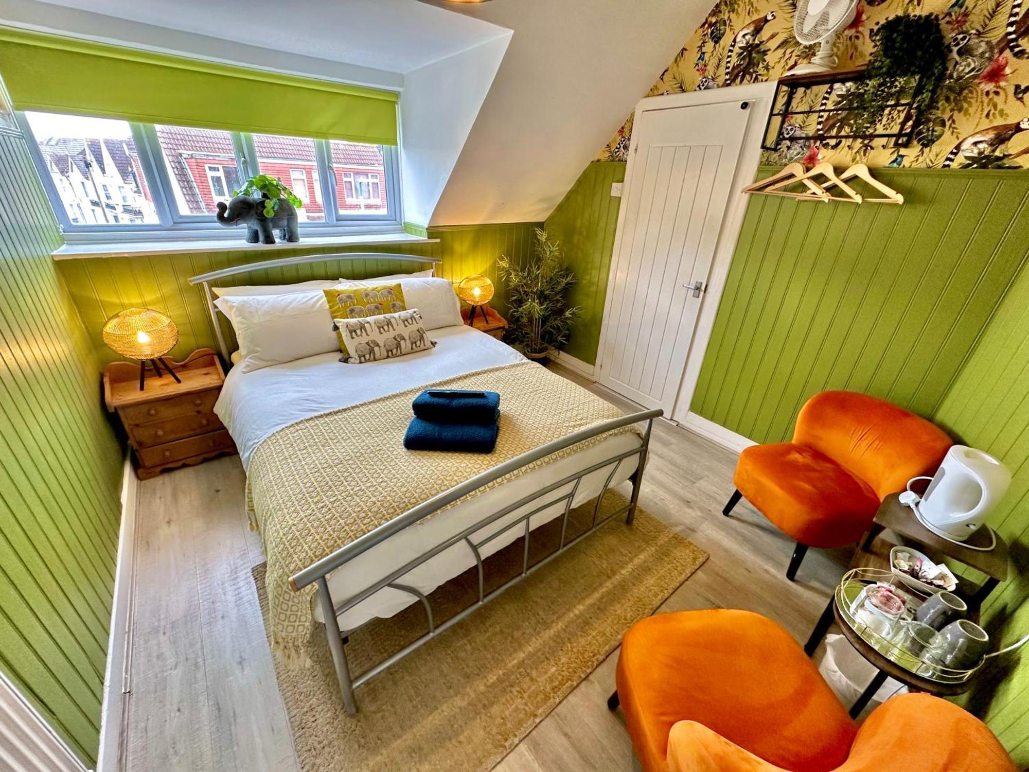 Lemur Lodge - Boutique Apartments - Short Stroll To The Beach Bournemouth Kültér fotó