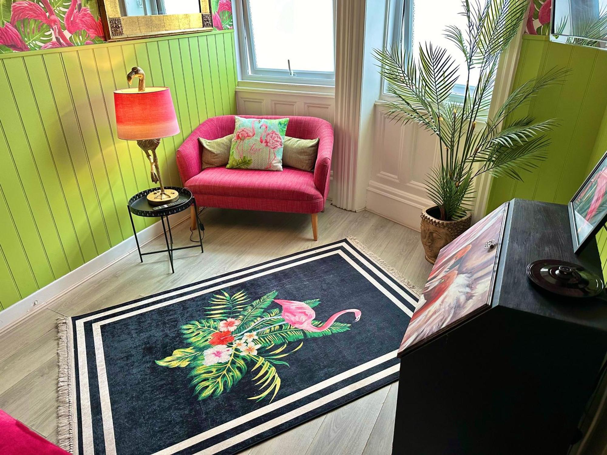 Lemur Lodge - Boutique Apartments - Short Stroll To The Beach Bournemouth Kültér fotó