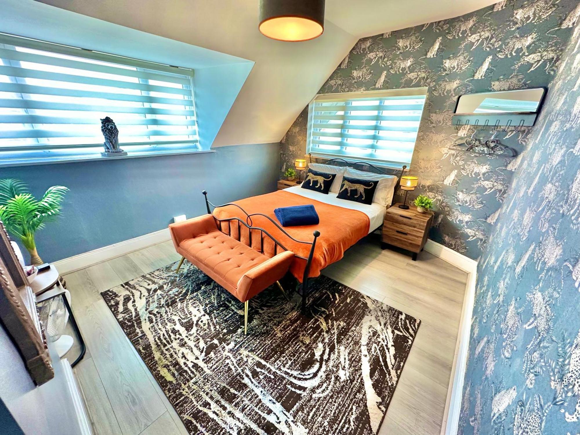 Lemur Lodge - Boutique Apartments - Short Stroll To The Beach Bournemouth Kültér fotó